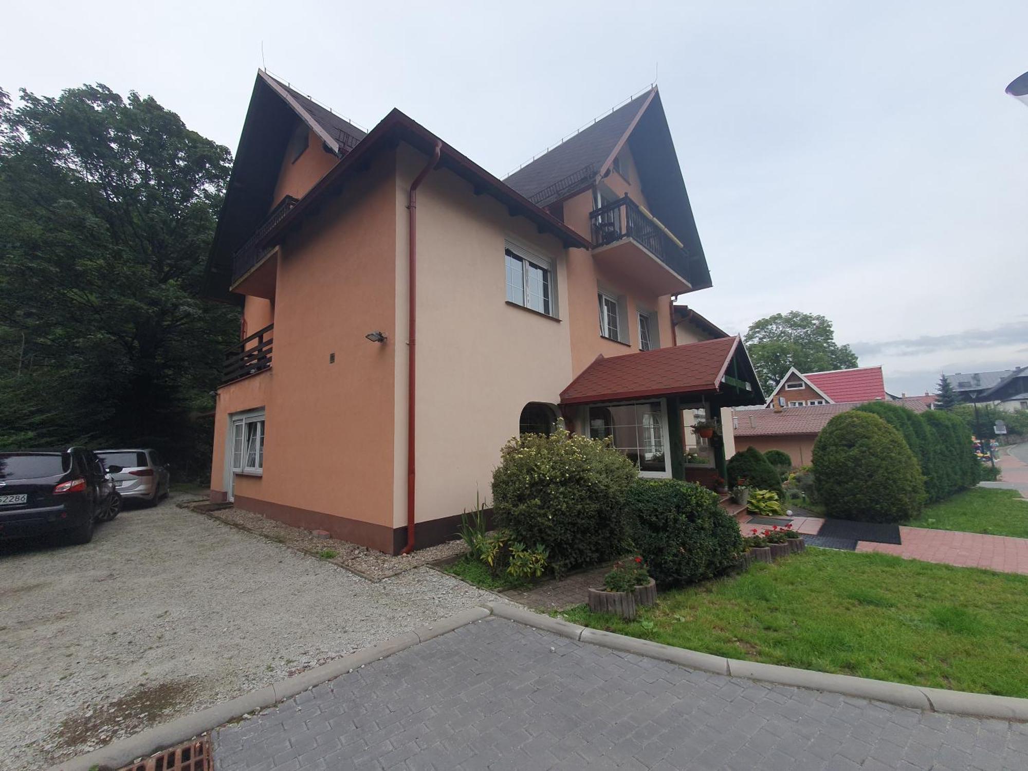 Karkoz Bed & Breakfast *