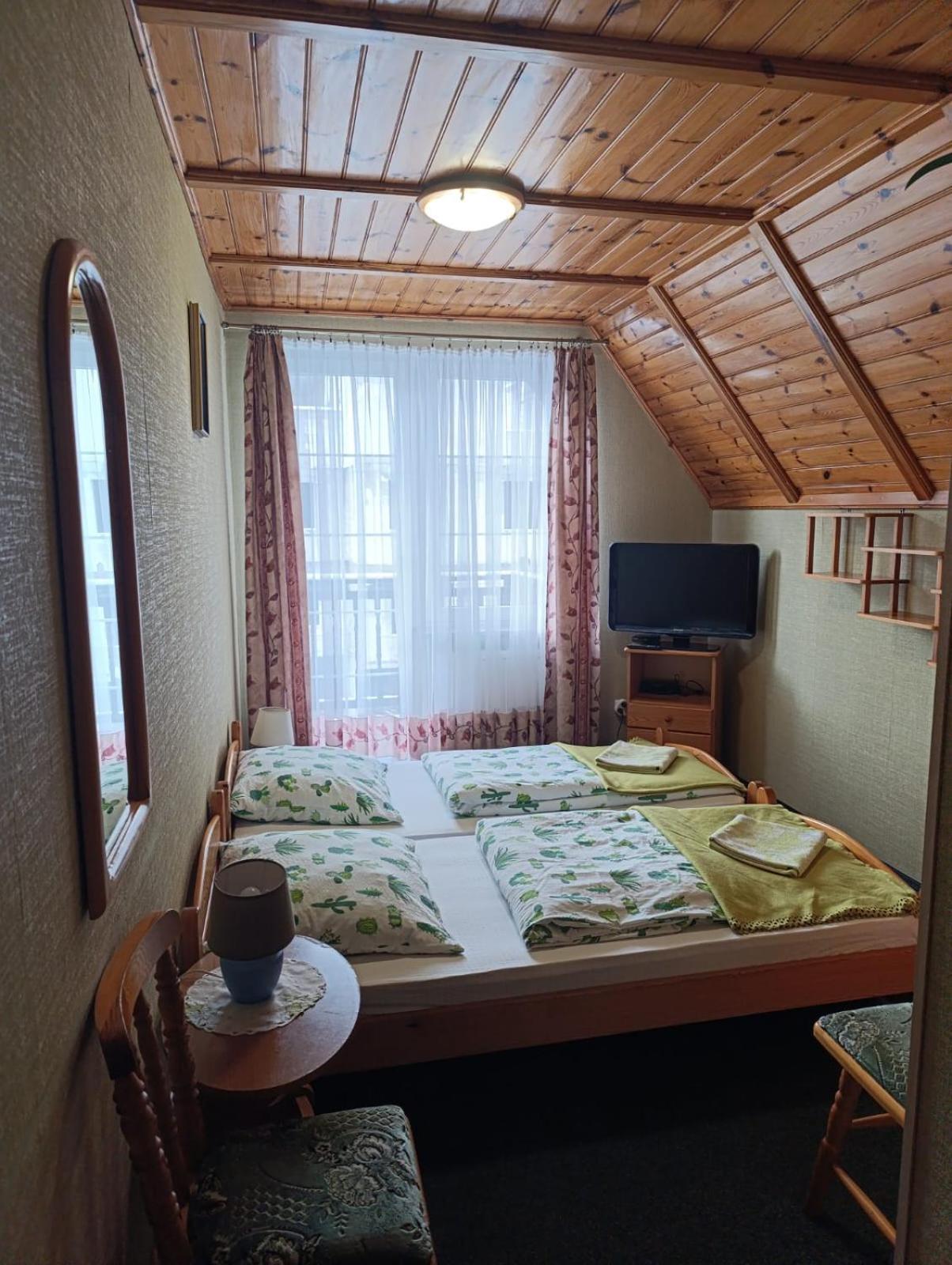 Bed & Breakfast Karkoz