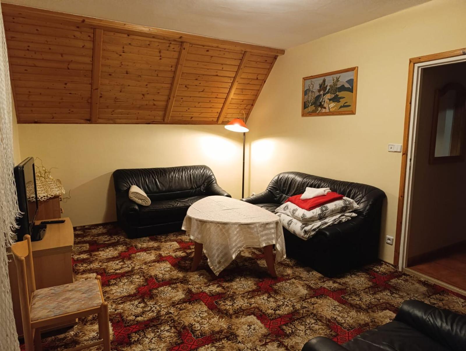 Bed & Breakfast Karkoz *