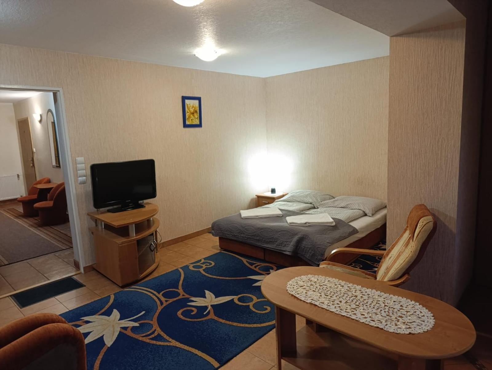 Karkoz Bed & Breakfast